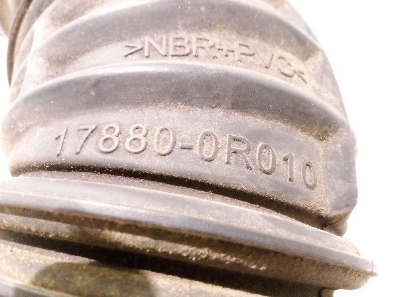 Recambio de tubo para toyota avensis sedán (_t25_) 2.2 d-4d (adt251_) referencia OEM IAM 17880R010  