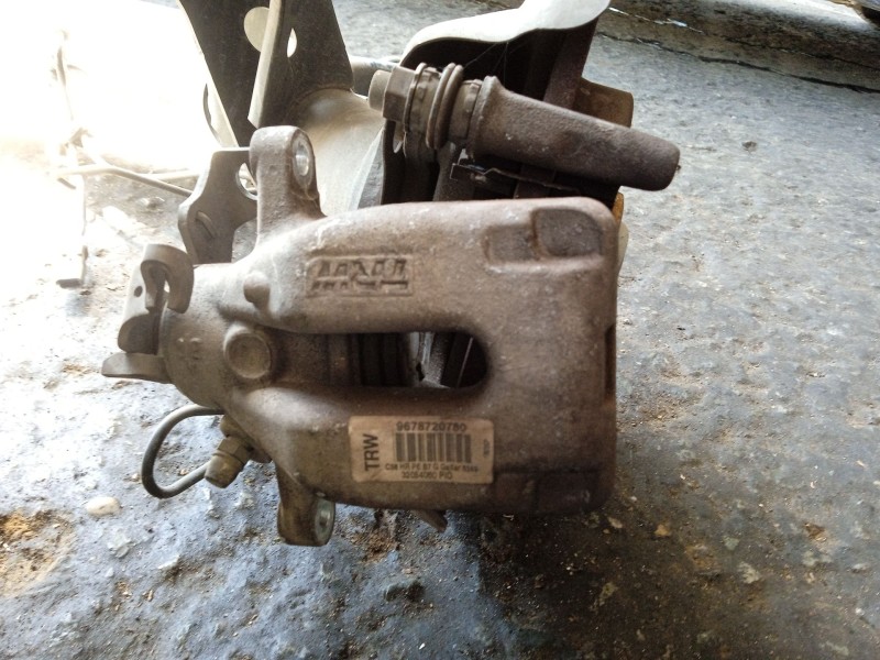 Recambio de pinza freno trasera derecha para citroën c4 ii (nc_) 1.6 hdi 90 referencia OEM IAM 4401N7  