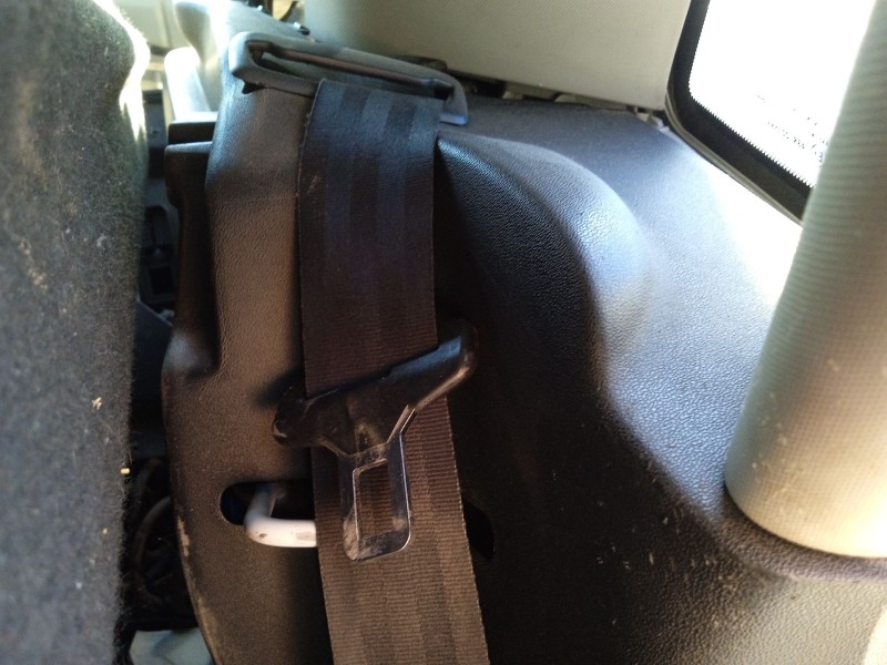 Recambio de cinturon seguridad trasero izquierdo para citroën c4 ii (nc_) 1.6 hdi 90 referencia OEM IAM 8975ZR  