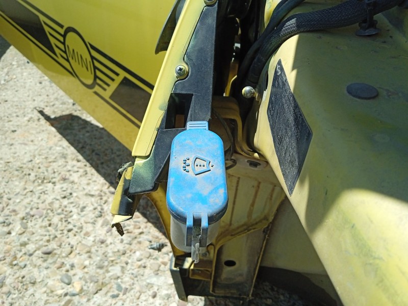 Recambio de deposito limpia para mini mini (r50, r53) one d referencia OEM IAM 61667158231  