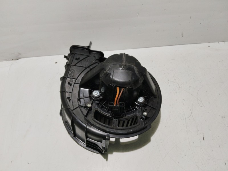 Recambio de ventilador calefaccion para bmw x5 (e70) 3.0 d referencia OEM IAM 64119245849  990877L