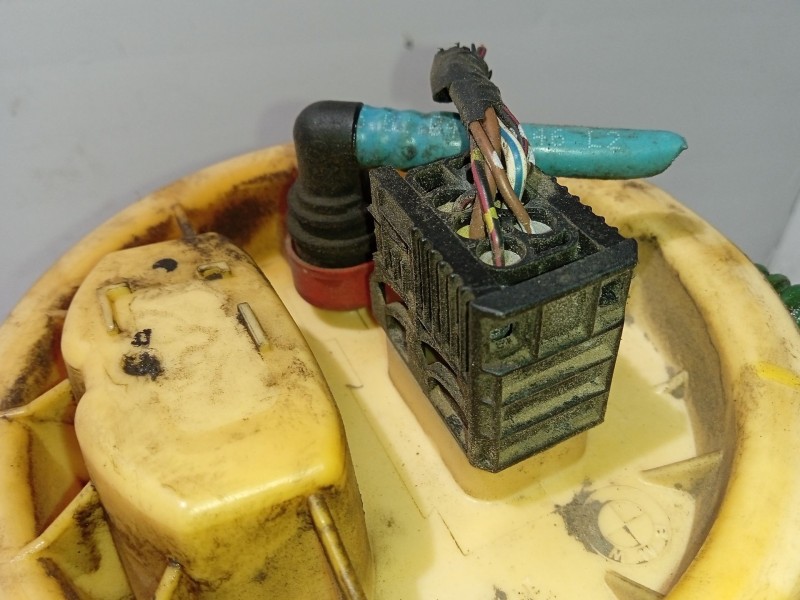 Recambio de aforador para mini mini (r50, r53) one d referencia OEM IAM 16146766178 6766172A 