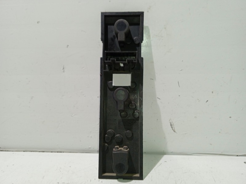 Recambio de portalamparas para mini mini (r50, r53) one d referencia OEM IAM 632169163959  