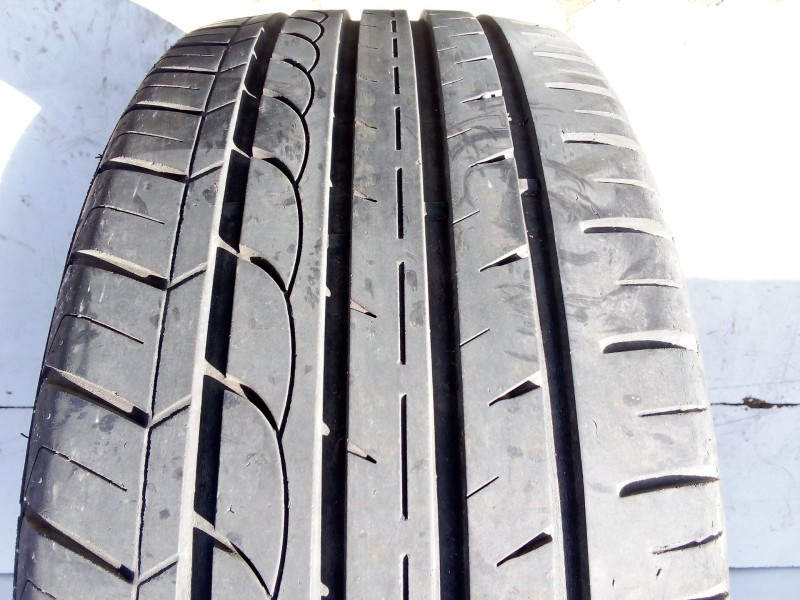 Recambio de neumatico para seat leon (1p1) referencia OEM IAM 225/45R1794W  