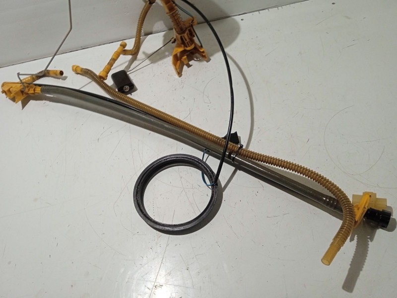 Recambio de aforador para mini mini (r50, r53) one d referencia OEM IAM 16116765188  