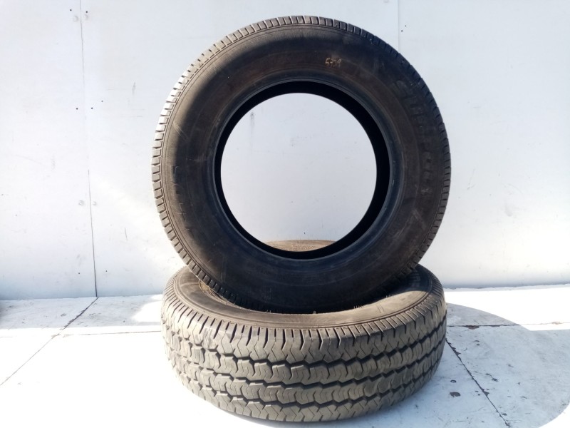 Recambio de neumatico para peugeot boxer caja/chasis (zct_) 1.9 td referencia OEM IAM 19570R15CS33A17  