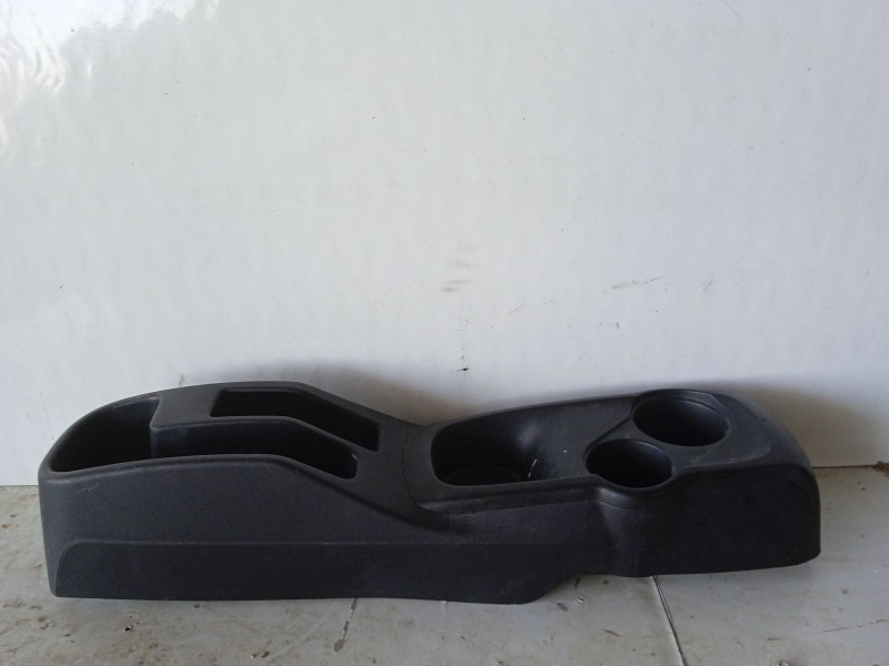 Recambio de consola central para hyundai i10 i (pa) 1.1 referencia OEM IAM 846220X100  