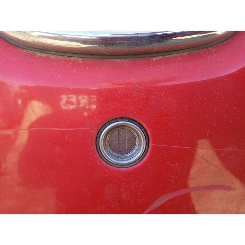 Recambio de bombin porton trasero para hyundai i10 i (pa) 1.1 referencia OEM IAM 812500XA00  