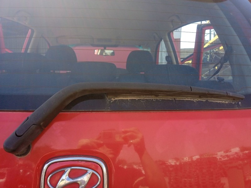 Recambio de brazo limpia trasero para hyundai i10 i (pa) 1.1 referencia OEM IAM 988110X000  