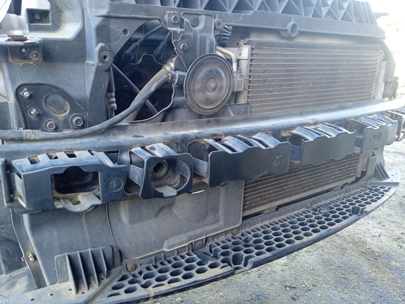 Recambio de refuerzo paragolpes delantero para hyundai i10 i (pa) 1.1 referencia OEM IAM 865300X100  