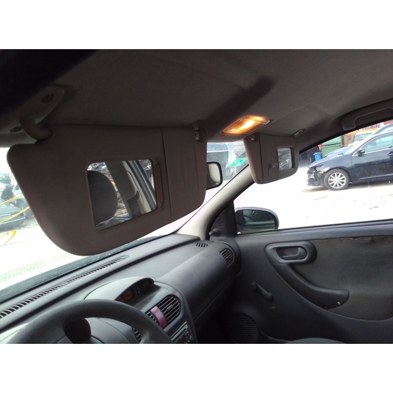 opel corsa c del año 2002