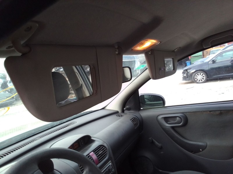 opel corsa c del año 2002