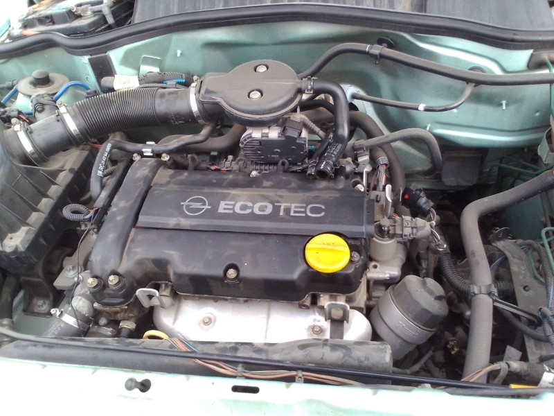 opel corsa c del año 2002