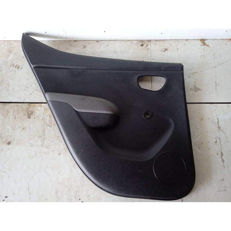 Recambio de guarnecido puerta trasera izquierda para hyundai i10 i (pa) 1.1 referencia OEM IAM 833010X000  