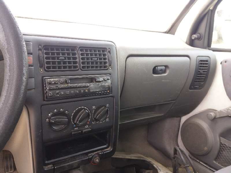 seat arosa (6h1) 1.0   |   0.97 - 0.01 | 1997 - 2001 | 50 cv / 37 kw del año 1997