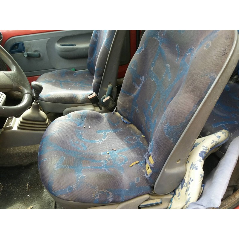 renault twingo (co6) 1.2   |   0.93 - ... | 1993 | 54 cv / 40 kw del año 1993