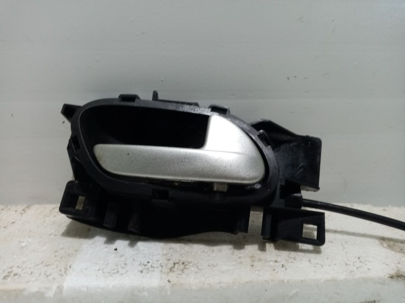 Recambio de maneta interior delantera derecha para peugeot 207 referencia OEM IAM 9144A4  