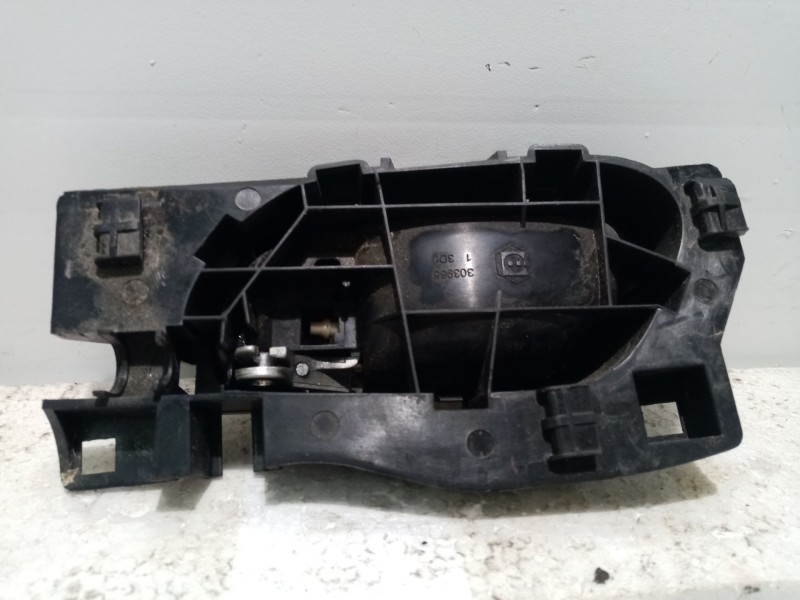 Recambio de maneta interior trasera derecha para peugeot 207 referencia OEM IAM 9144A4  