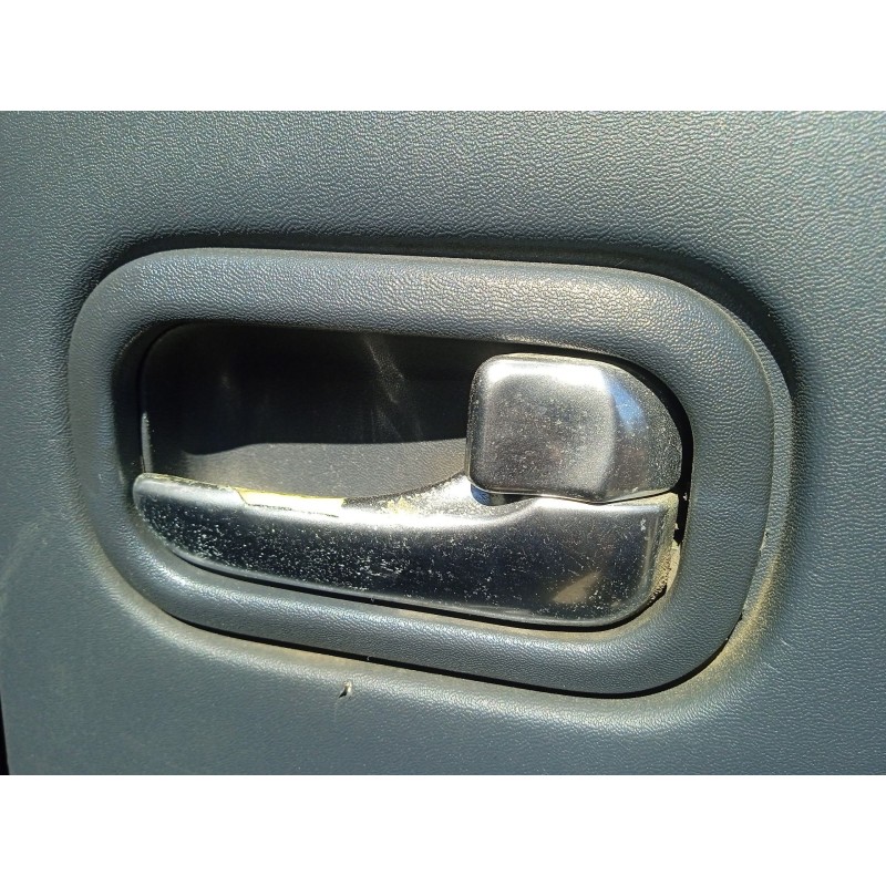 Recambio de maneta interior trasera derecha para nissan almera ii hatchback (n16) 1.5 dci referencia OEM IAM 806709F002  