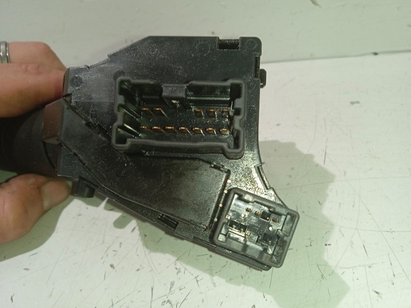 Recambio de mando intermitentes para nissan almera ii hatchback (n16) 1.5 dci referencia OEM IAM 25540AV600  
