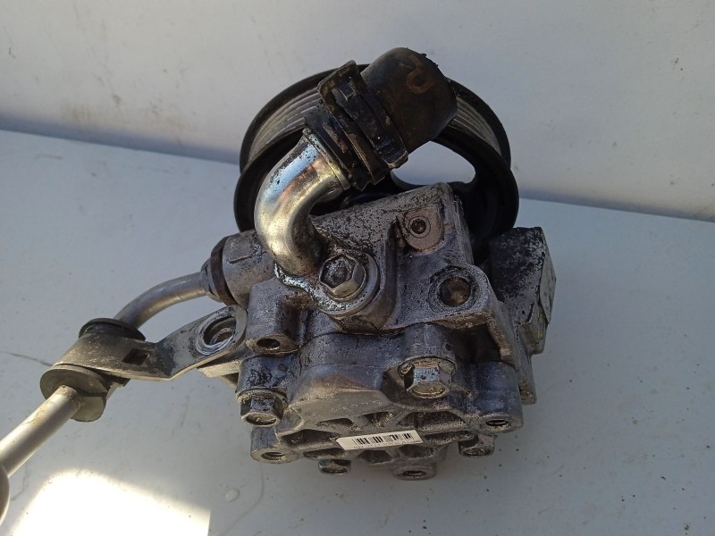 Recambio de bomba direccion para ford tourneo connect 1.8 tdci referencia OEM IAM 2T143A696AJ  