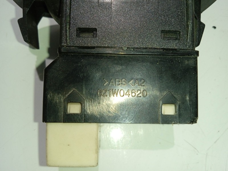 Recambio de mando elevalunas trasero izquierdo para hyundai accent ii (lc) 1.3 referencia OEM IAM 621W04620  