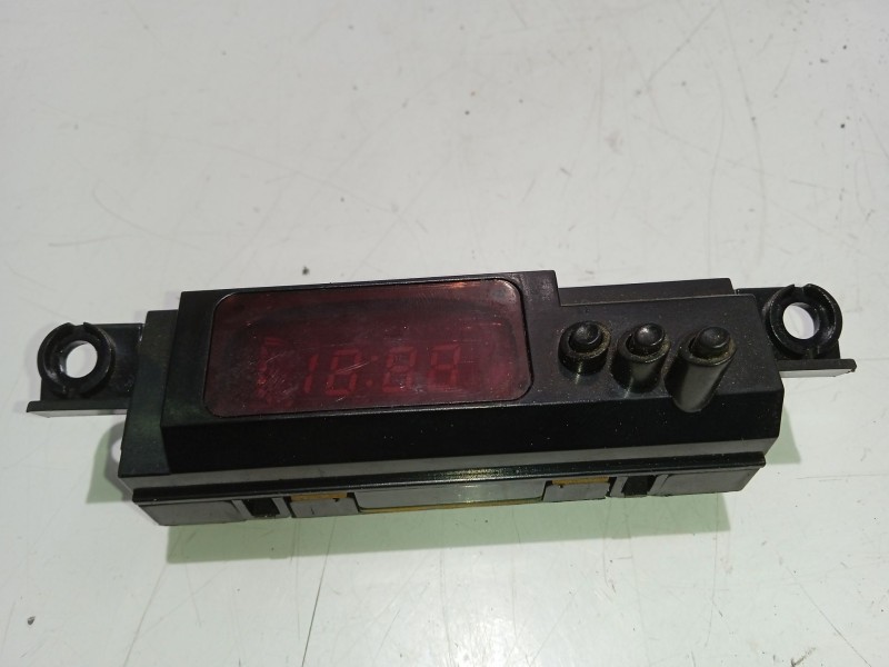 Recambio de pantalla multifuncion para hyundai accent ii (lc) 1.3 referencia OEM IAM 9452025000  