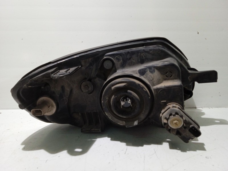 Recambio de faro izquierdo para hyundai accent ii (lc) 1.3 referencia OEM IAM 9210125531  
