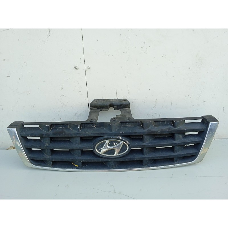 Recambio de rejilla delantera para hyundai accent ii (lc) 1.3 referencia OEM IAM 8636125620  