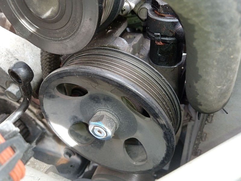 Recambio de bomba direccion para hyundai accent ii (lc) 1.5 crdi referencia OEM IAM 5711025301  