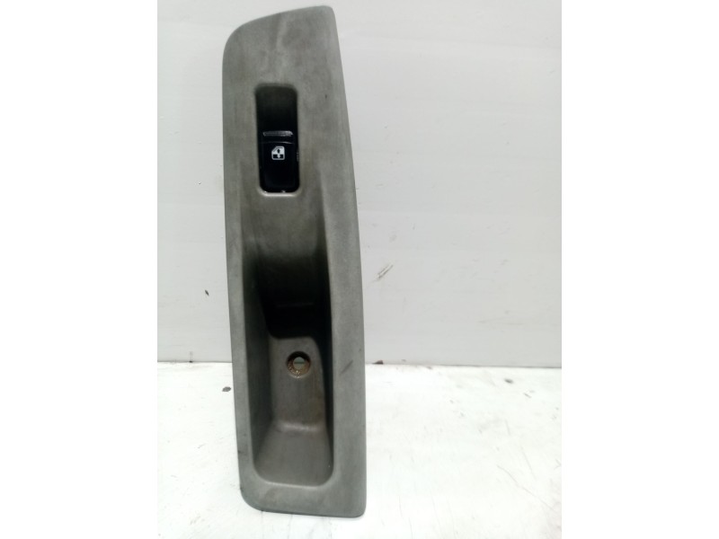 Recambio de mando elevalunas delantero derecho para chevrolet lacetti referencia OEM IAM 621W047901  