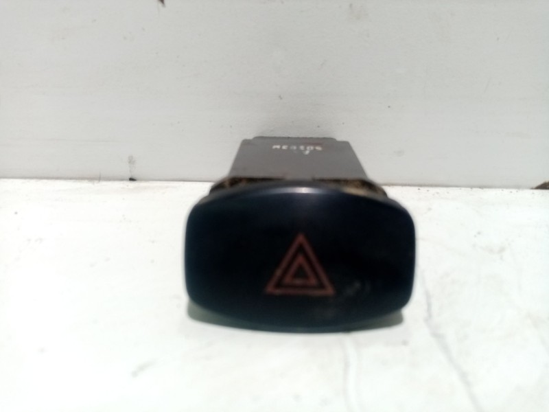 Recambio de warning para chevrolet lacetti referencia OEM IAM 864W0140  