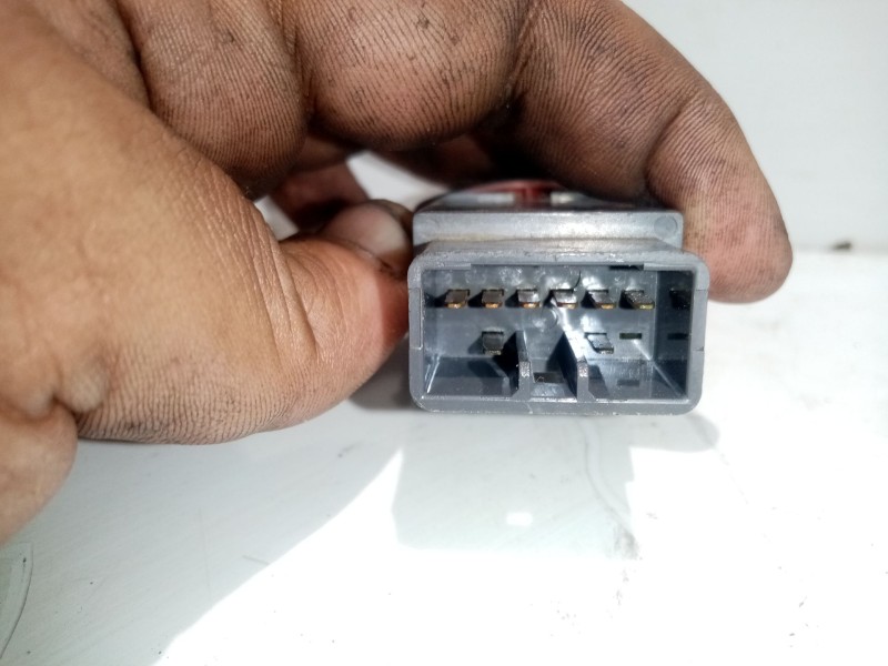 Recambio de warning para chevrolet lacetti referencia OEM IAM 864W0140  