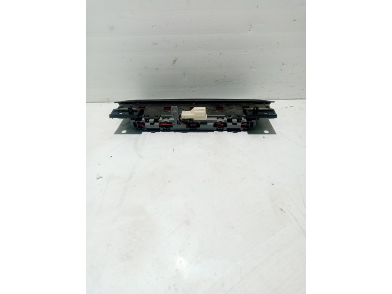 Recambio de luz central de freno para chevrolet lacetti referencia OEM IAM 96551214  