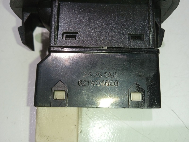 Recambio de mando elevalunas trasero izquierdo para hyundai accent ii (lc) 1.5 crdi referencia OEM IAM 621W04620  