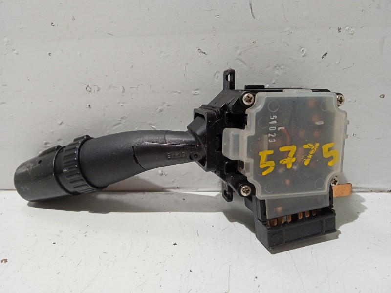 Recambio de mando limpia para hyundai accent ii (lc) 1.5 crdi referencia OEM IAM 934201G050  