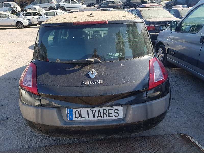 renault megane ii berlina 5p confort dynamique   |   07.02 - 12.05 | 2002 - 2005 | 120 cv / 88 kw del año 2002