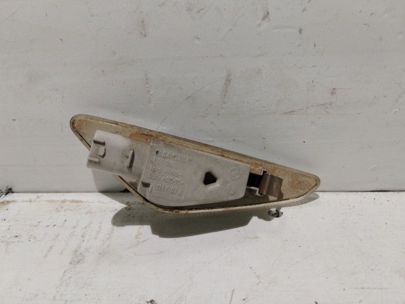 Recambio de piloto lateral derecho para bmw x5 (e70) 3.0 d referencia OEM IAM 63137171008  