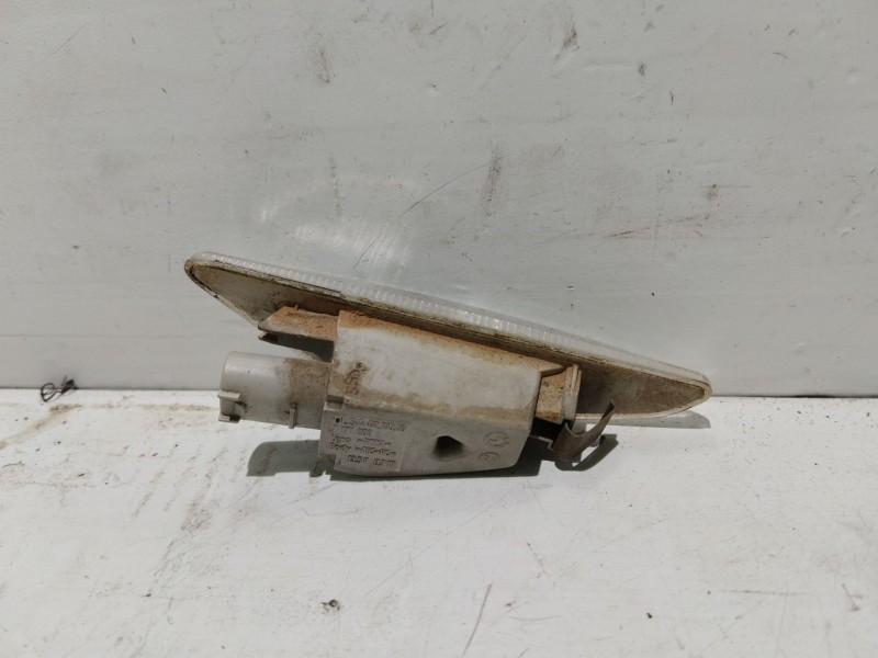 Recambio de piloto lateral derecho para bmw x5 (e70) 3.0 d referencia OEM IAM 63137171008  