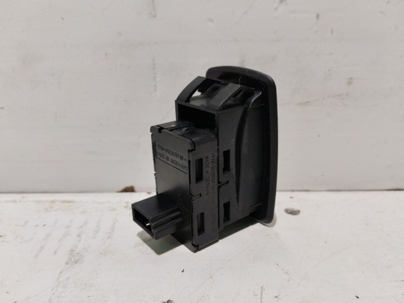 Recambio de mando elevalunas delantero derecho para bmw x5 (e70) 3.0 d referencia OEM IAM 6945874  