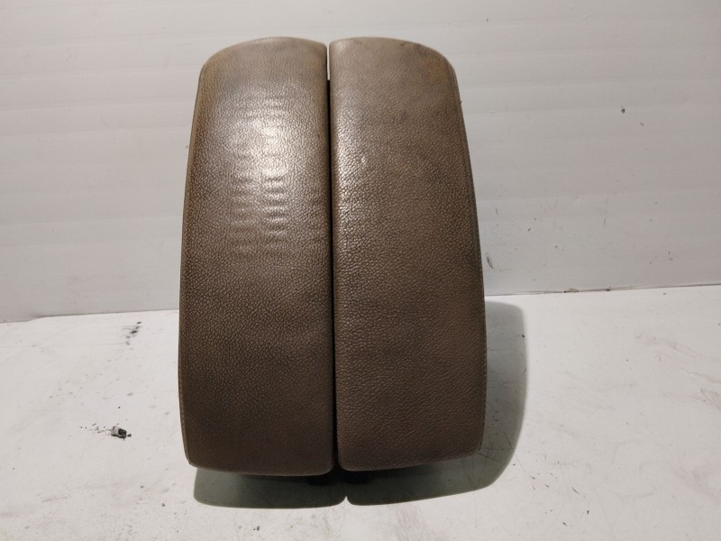 Recambio de apoyabrazos central para bmw x5 (e70) 3.0 d referencia OEM IAM 51166969544  