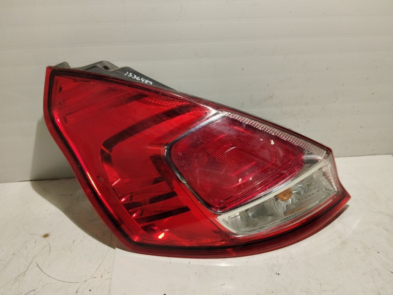 Recambio de piloto trasero izquierdo para ford fiesta (cb1) referencia OEM IAM C1BB13405A  