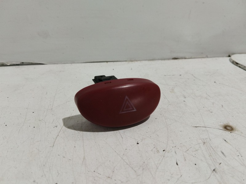 Recambio de warning para citroën xsara picasso (n68) 1.6 hdi referencia OEM IAM 9643213777   Recambio de warning para citroën xsara picasso (n68) 1.6 hdi referencia OEM IAM 9643213777