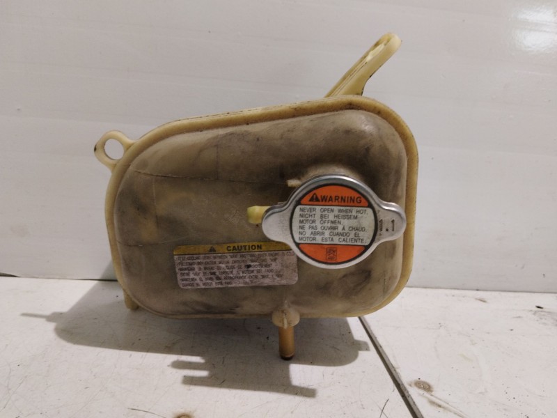 Recambio de deposito expansion para kia cee´d referencia OEM IAM 254312H100  