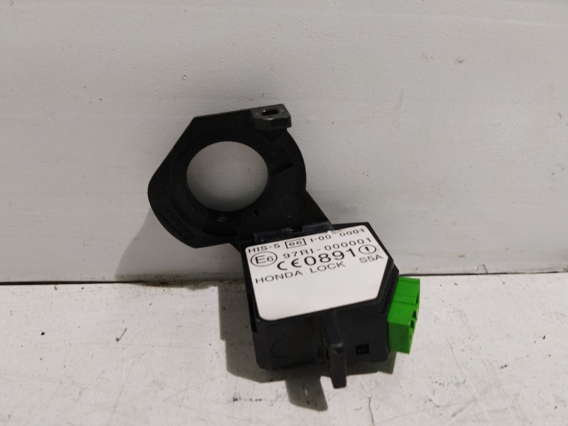 Recambio de antena para honda accord berlina (cl/cn) referencia OEM IAM 233B125790 25001031905A 