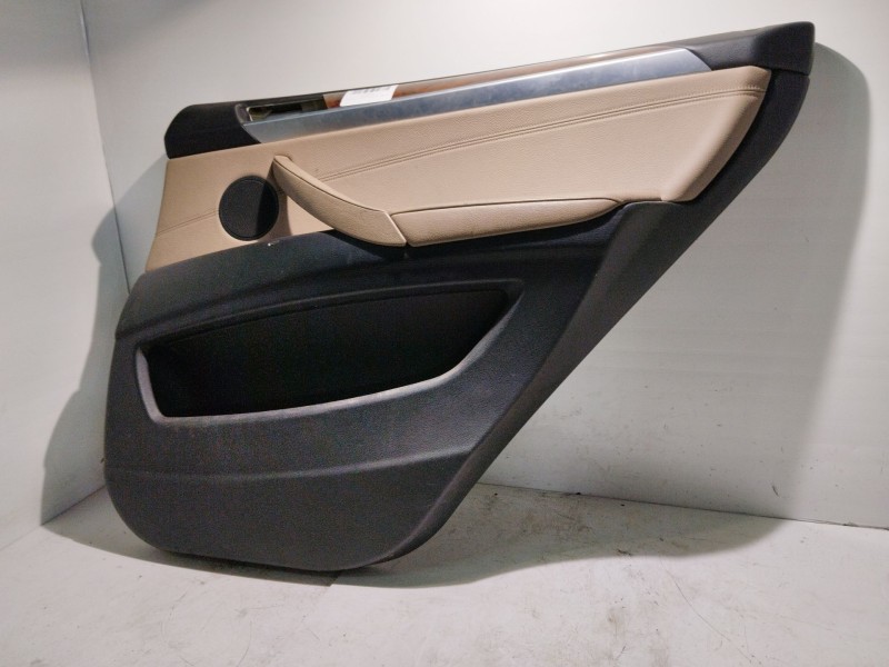 Recambio de guarnecido puerta trasera derecha para bmw x5 (e70) 3.0 d referencia OEM IAM 51429133592  