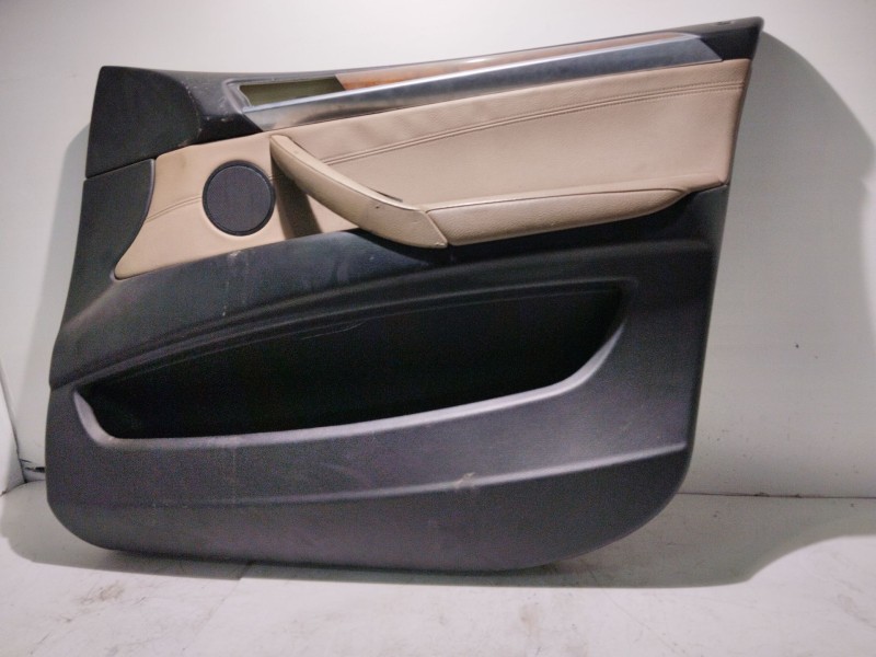 Recambio de guarnecido puerta delantera derecha para bmw x5 (e70) 3.0 d referencia OEM IAM 51419133550  