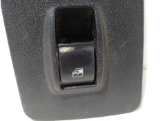 Recambio de mando elevalunas delantero derecho para fiat grande punto (199_) 1.4 16v (199bxg1b, 199axg1b) referencia OEM IAM 735 2