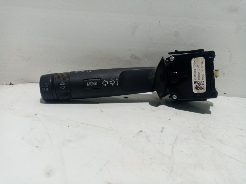 Recambio de mando intermitentes para opel insignia berlina 2.0 cdti cat referencia OEM IAM 13303268  