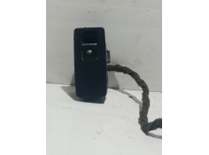 Recambio de mando elevalunas trasero derecho para opel insignia berlina 2.0 cdti cat referencia OEM IAM 13222231  